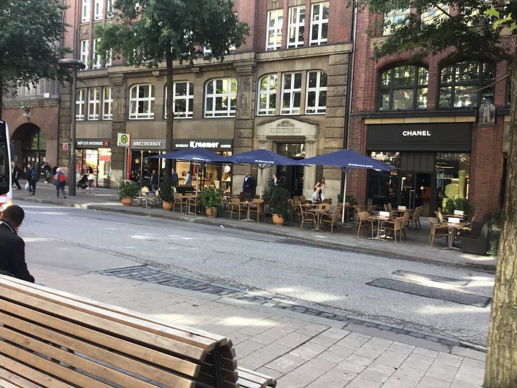 UFO Döner at Mönkey's