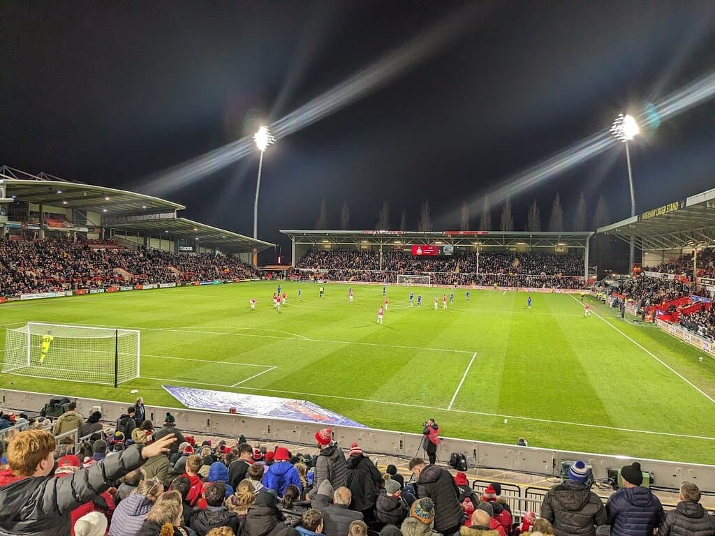 Racecourse Ground