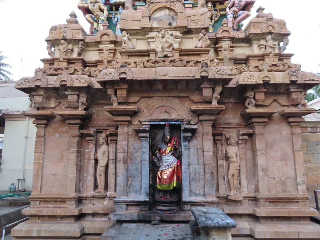 Ancient Chola Inscriptions