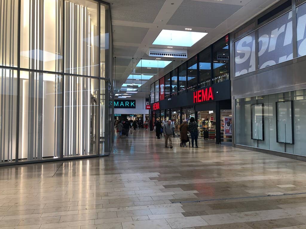 Global Brands & Supermarkets