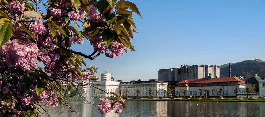 Kode art museums in the city center. From the left, Lysverket and Rasmus Meyer