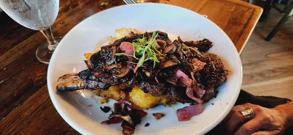 Signature Shrimp & Grits