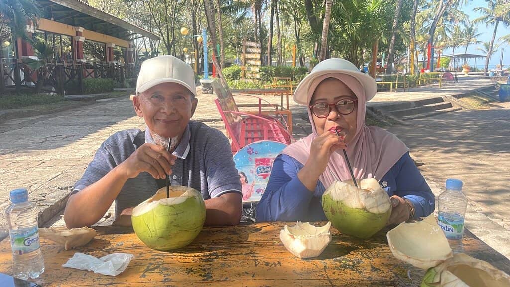 Modern Beach Club Experience