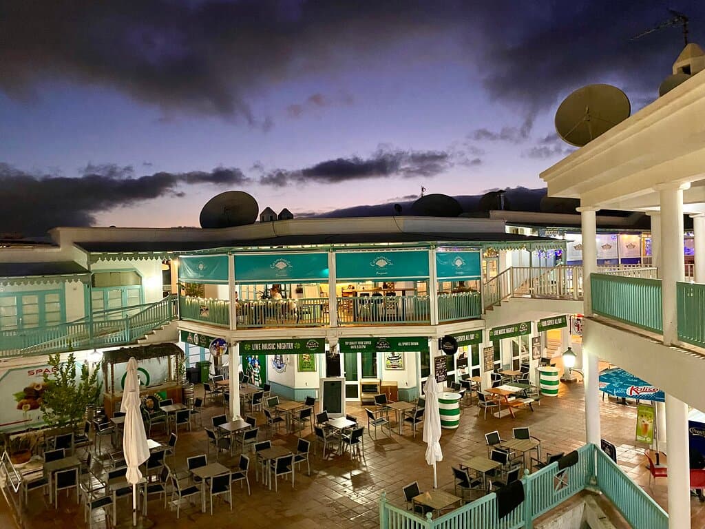 1st floor CCMatagorda. Above The Auld Triangle.