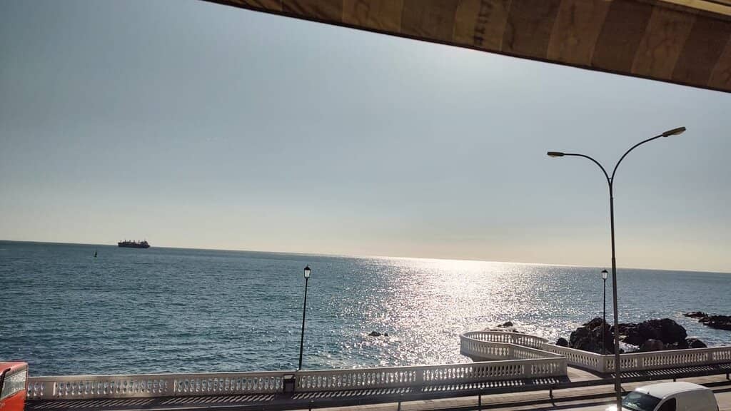 Vibrant Dining Scene