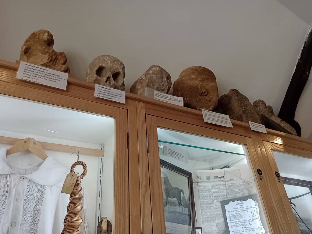 Fascinating Dollhouse Display