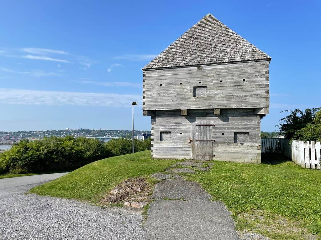 Panoramic Harbor Views