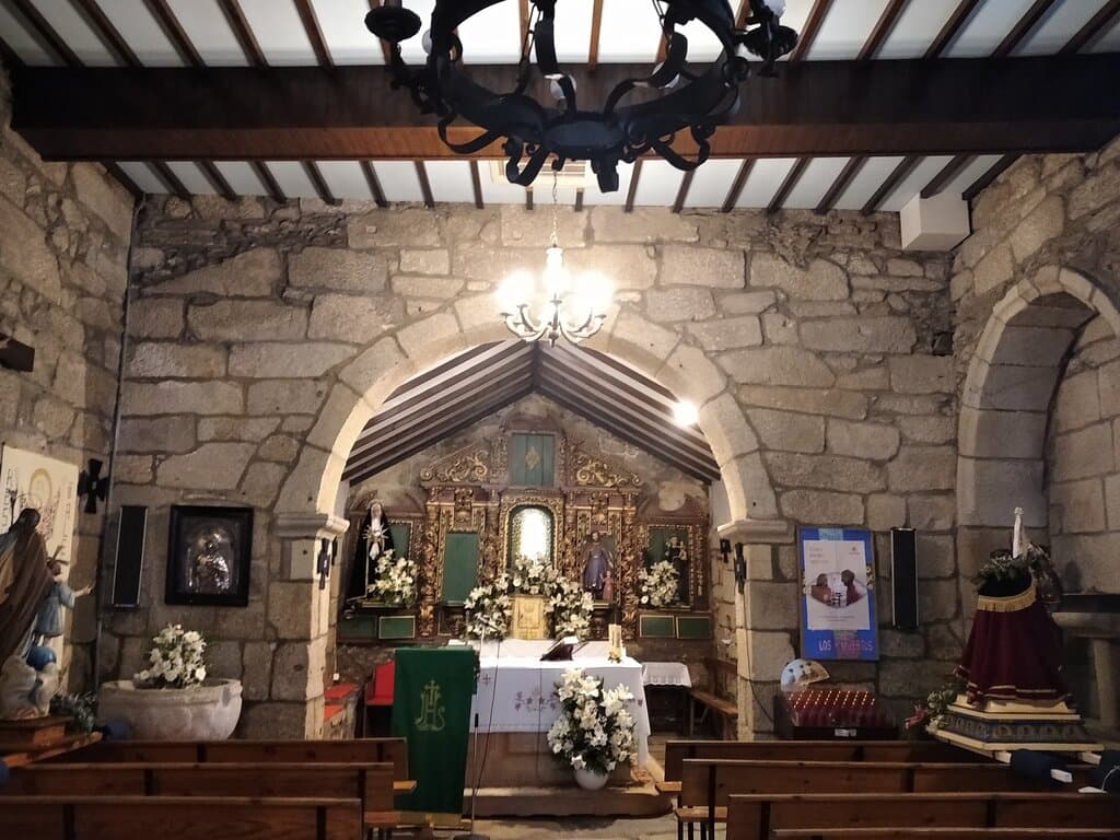 Arco de medio punto y Capilla Mayor