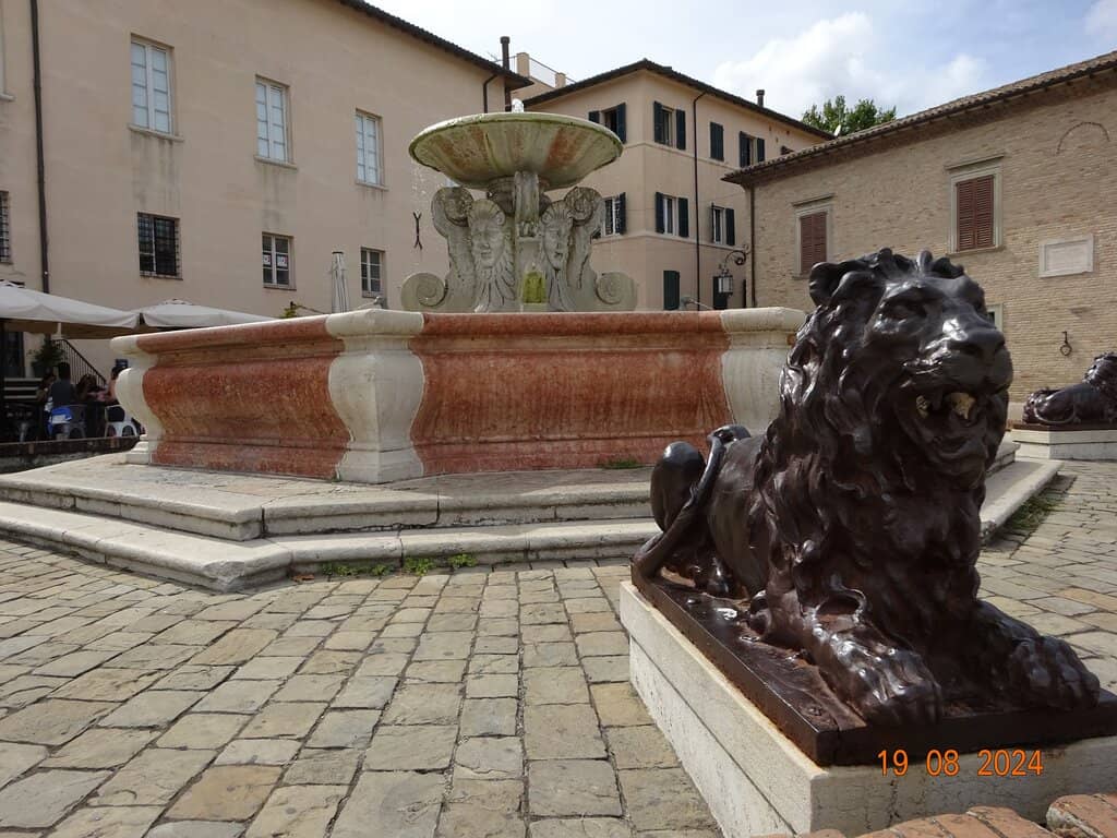 Mario Giacomelli's Darkroom