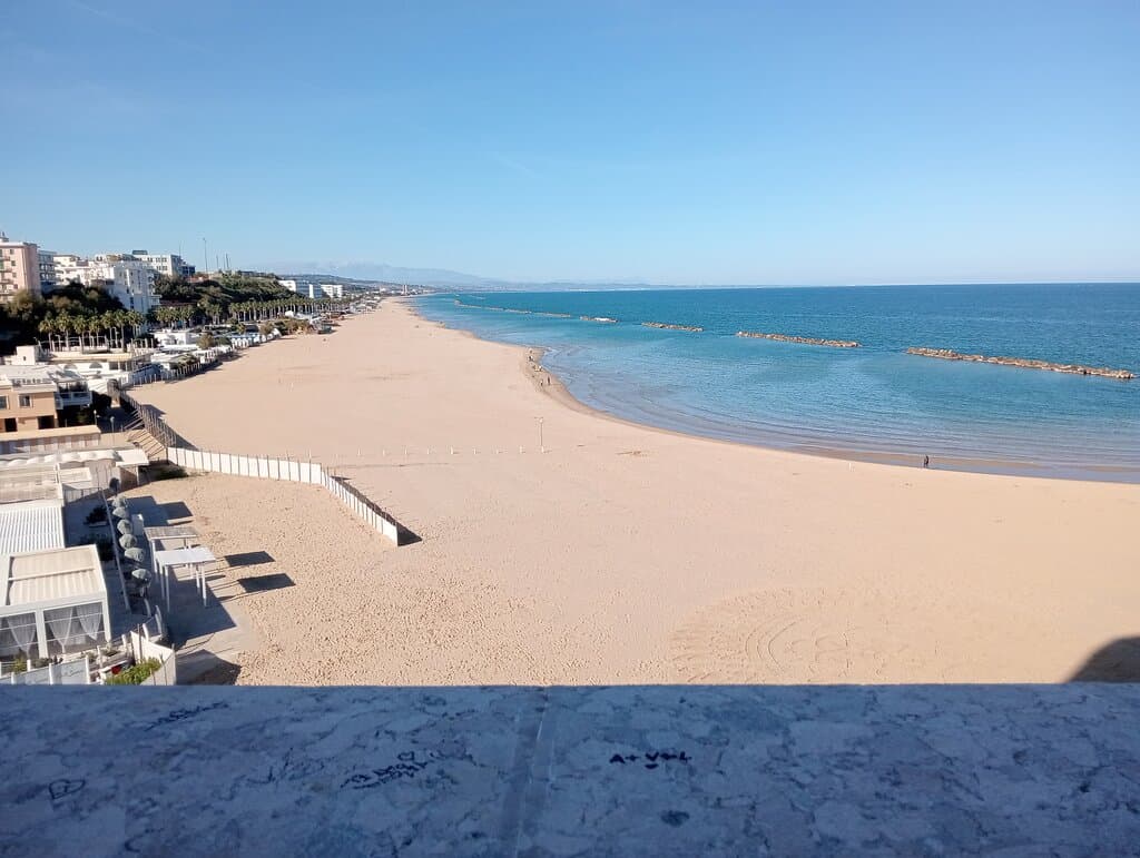 La lunghissima spiaggia