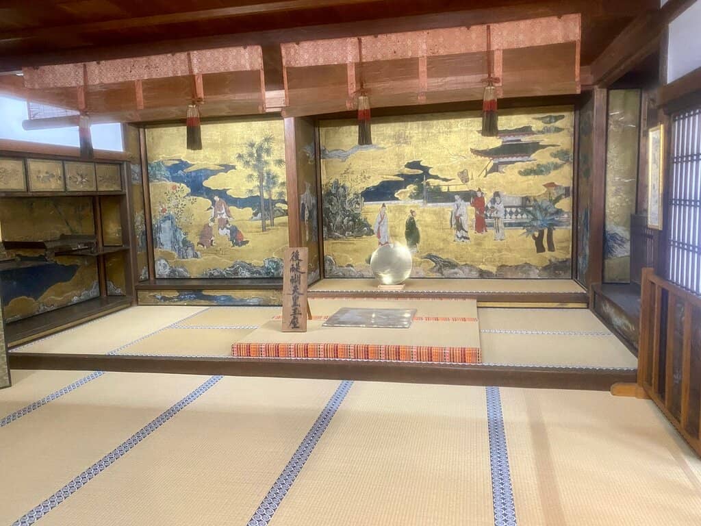 Emperor Go-Daigo's Historical Residence