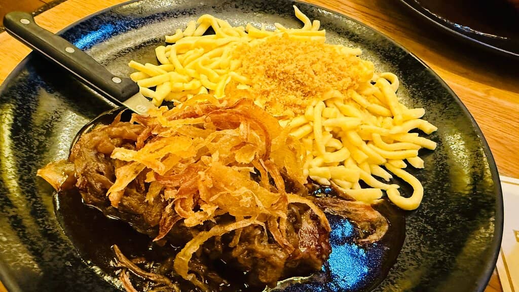 Lively Atmosphere & Spacious Seating