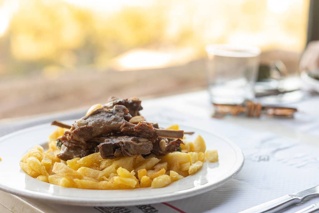 Relaxed Outdoor Dining