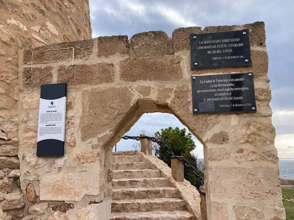 Rocky Bays (Calas)