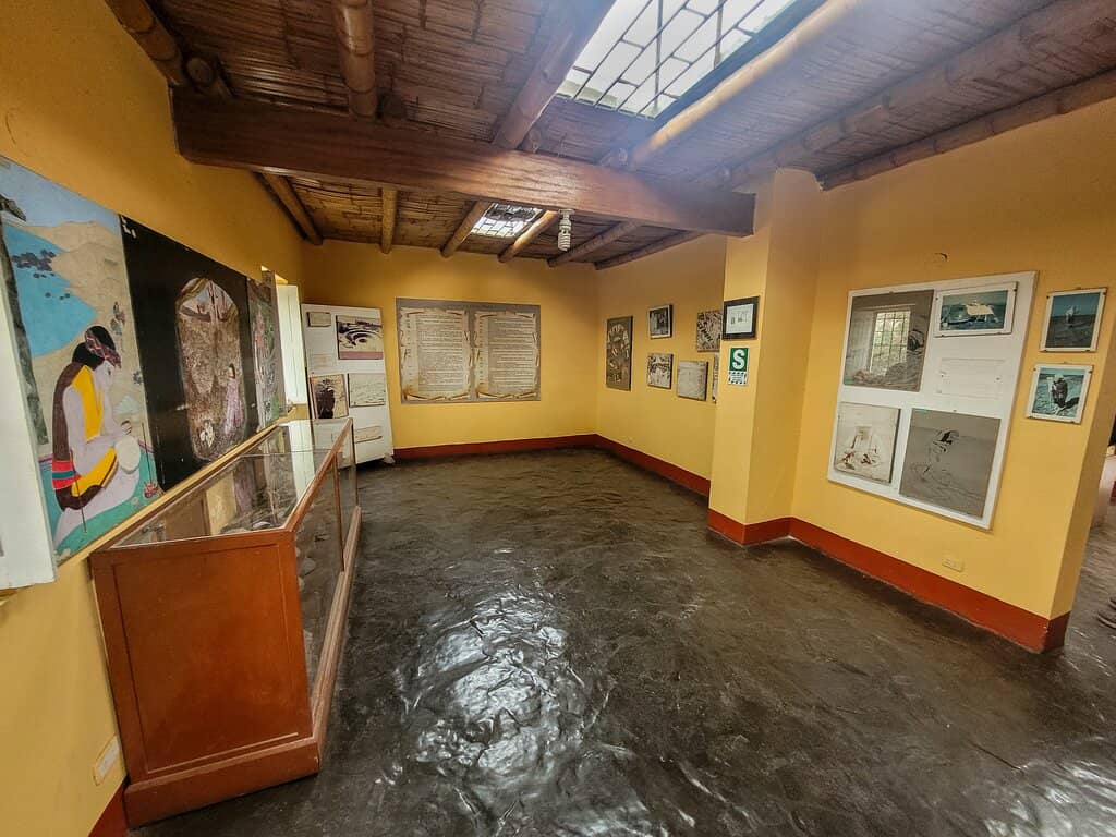 Exhibits on Nazca and Paracas Cultures