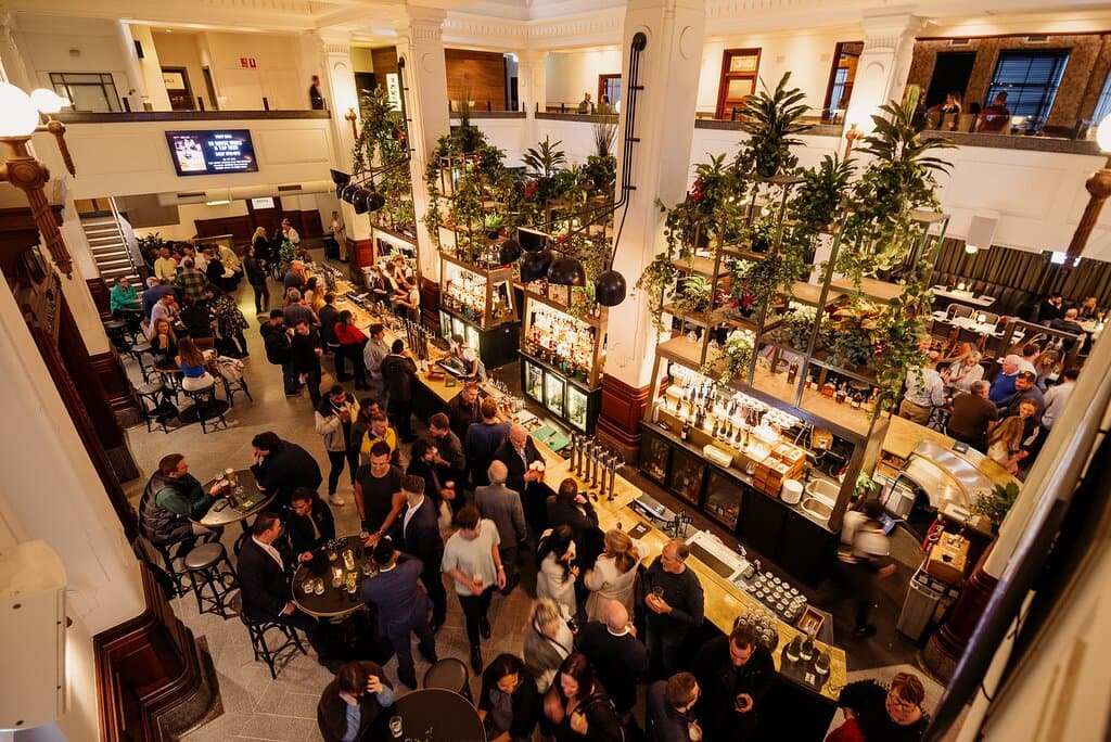 Print Hall Bar, Main Hall