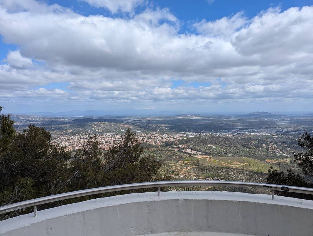 Surrounding Hiking Trails