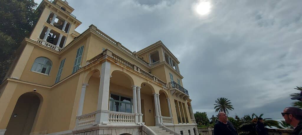 Panoramic Sea Views