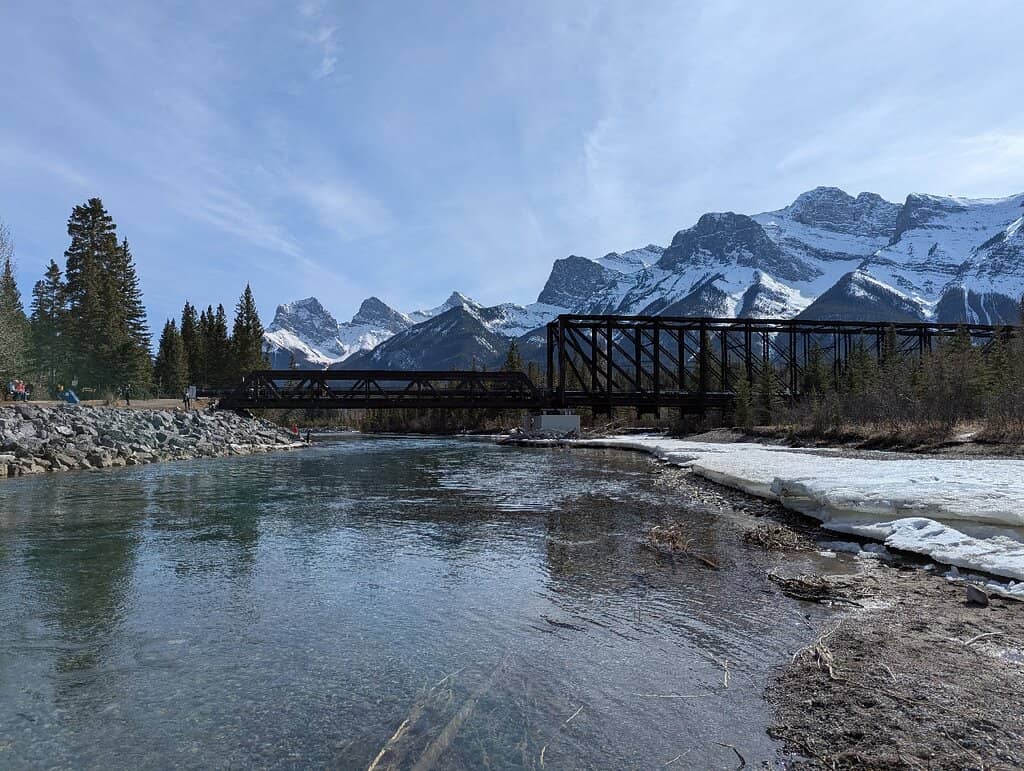 The Iconic Engine Bridge