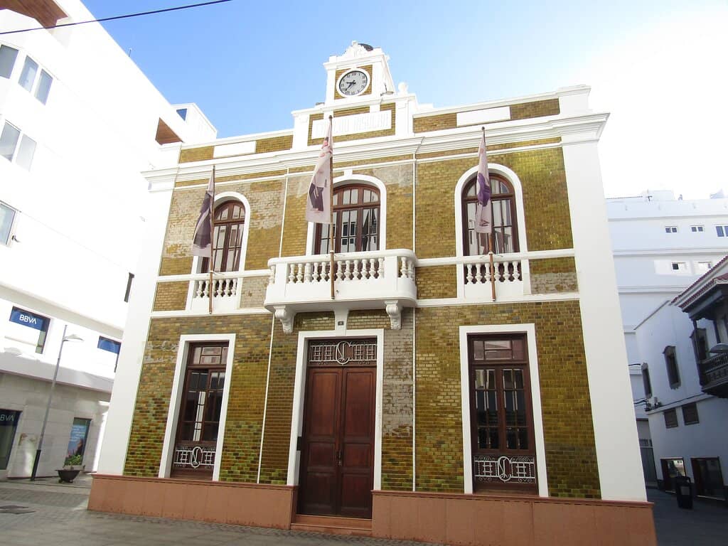 Lanzarote's Impactful Figures