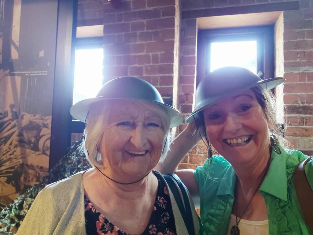 Replica Lock Chamber