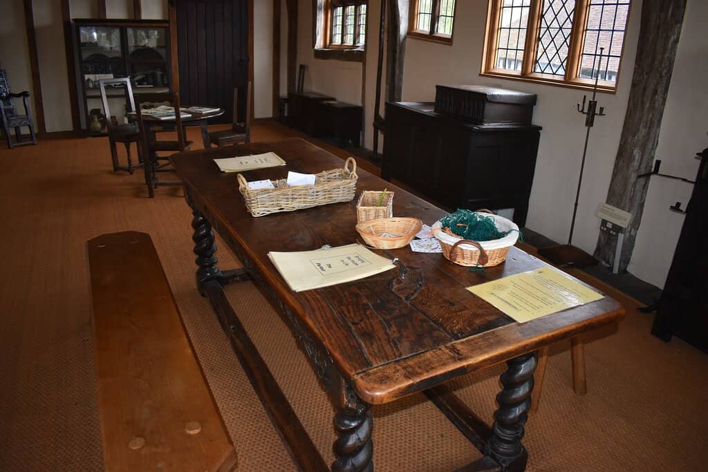 Furnished Parlour & Bedroom