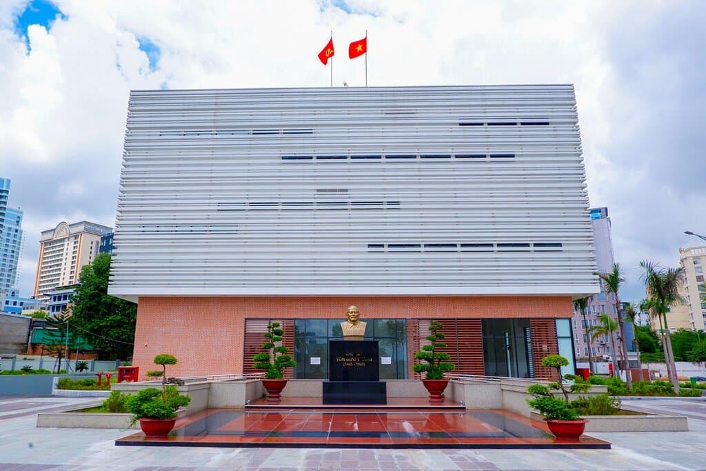 Bảo tàng Tôn Đức Thắng