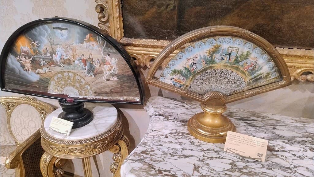 Art and Furniture Collection