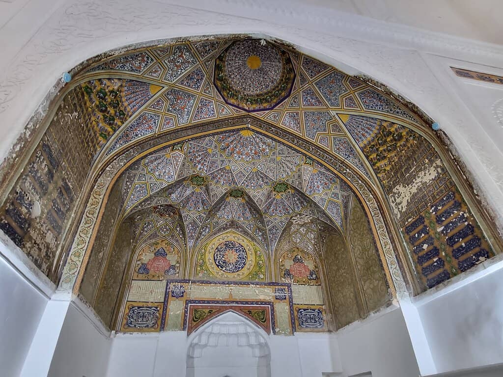 Intricate Facade Mosaics