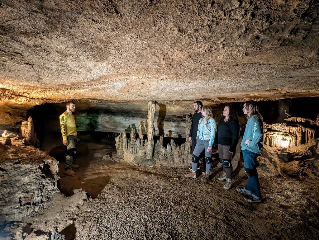 Caverns Crawl Tour