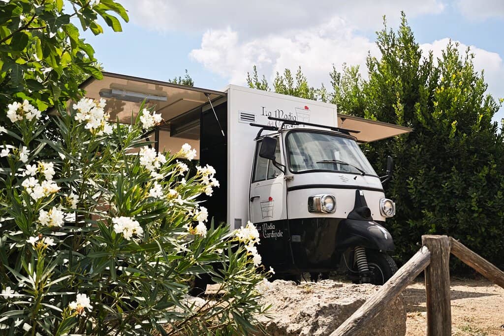 Scenic Countryside Setting