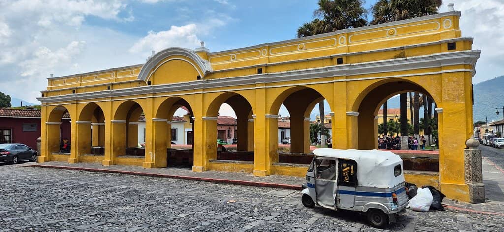 Colonial Laundry Basins