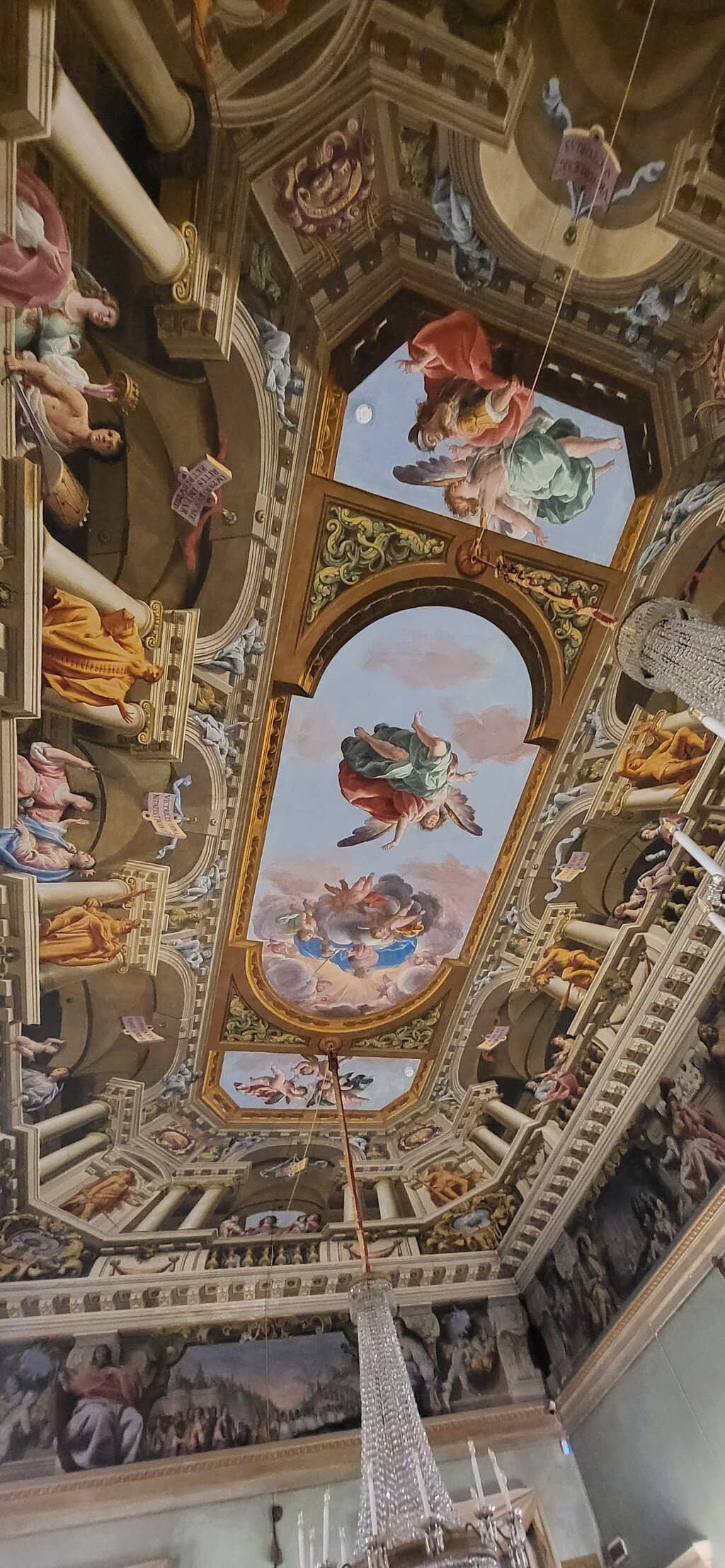 Spectacular Palace Interiors