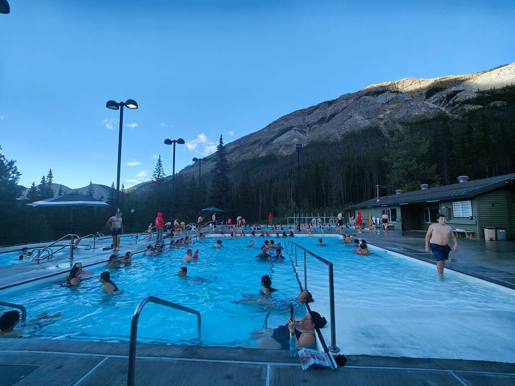 Scenic Drive to the Springs