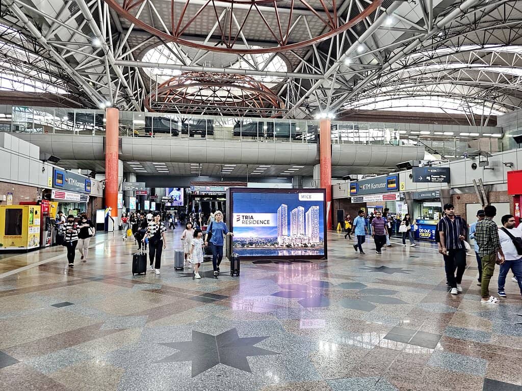 LRT to Petronas Twin Towers