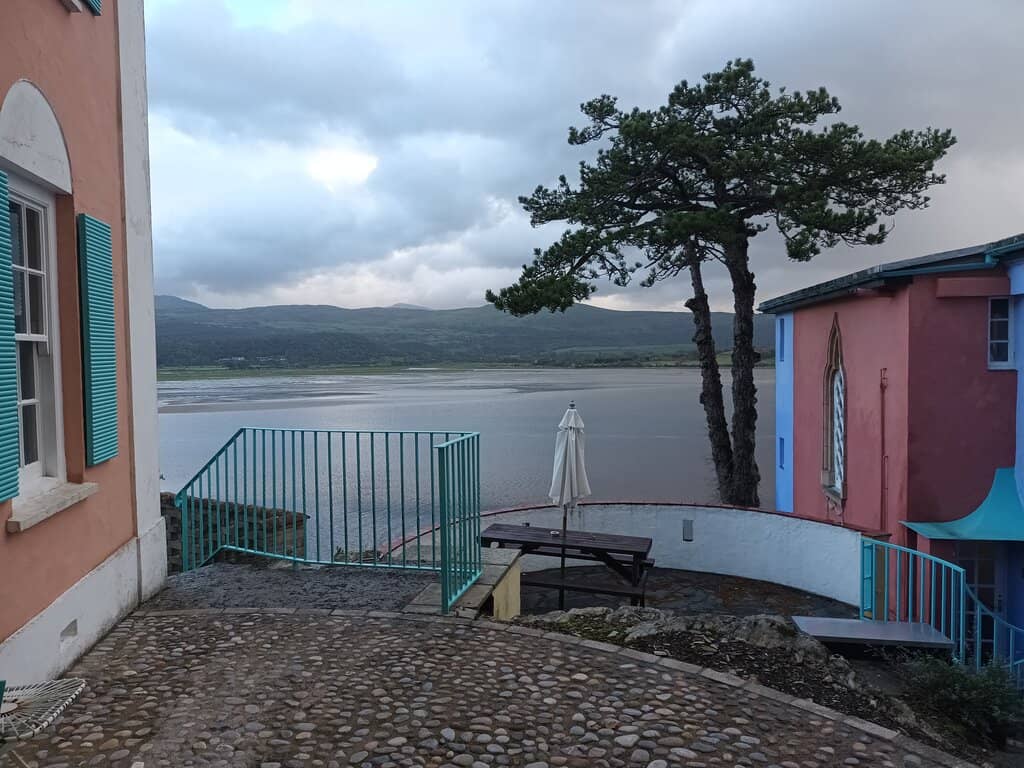 The Prisoner Filming Location