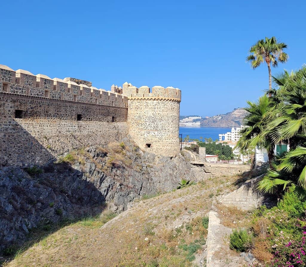 Panoramic City and Sea Views