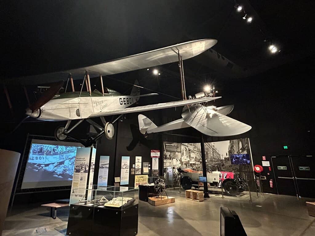 Bert Hinkler's Avro Avian