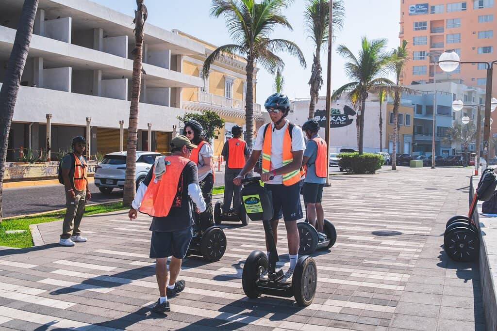 Monument Sightseeing