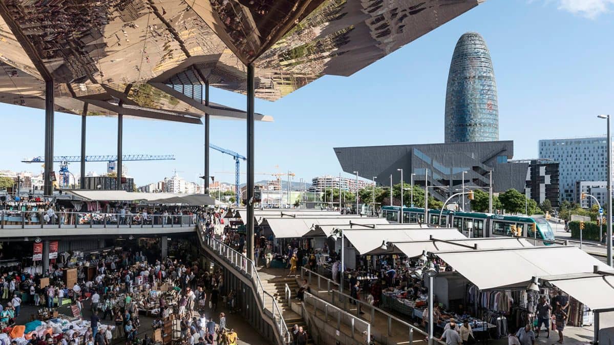 Vintage Clothing & Antiques