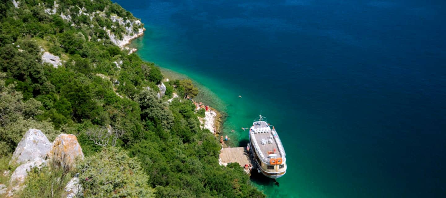 Lim Bay's Natural Beauty