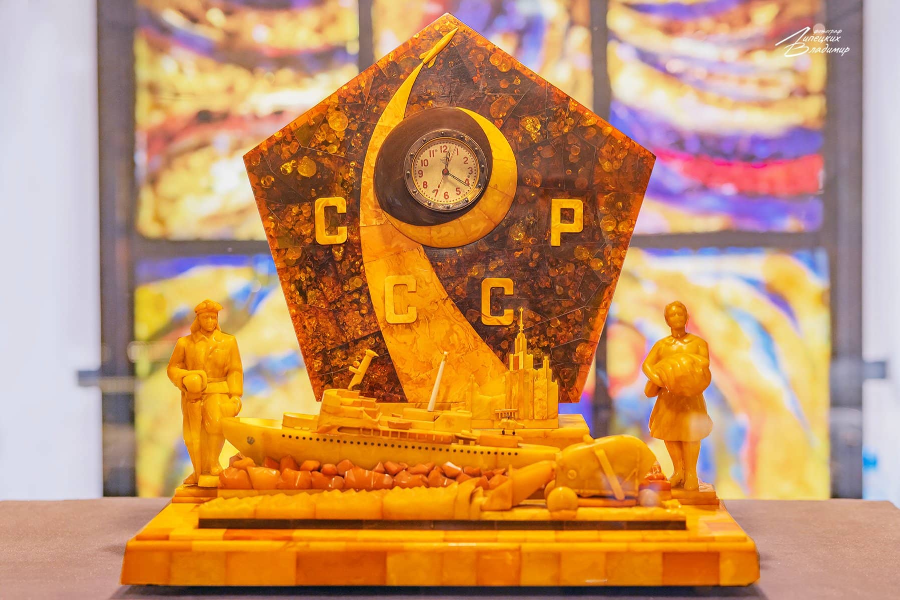 Amber Art and Sculptures