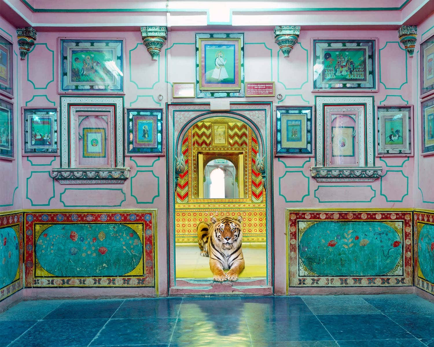 Sheesh Mahal (Mirror Palace)