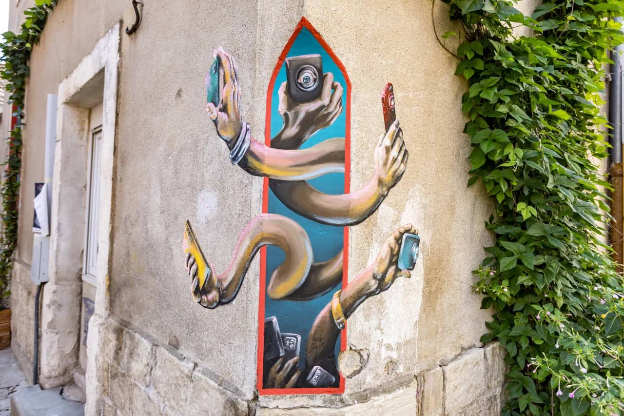 Micro Street Art