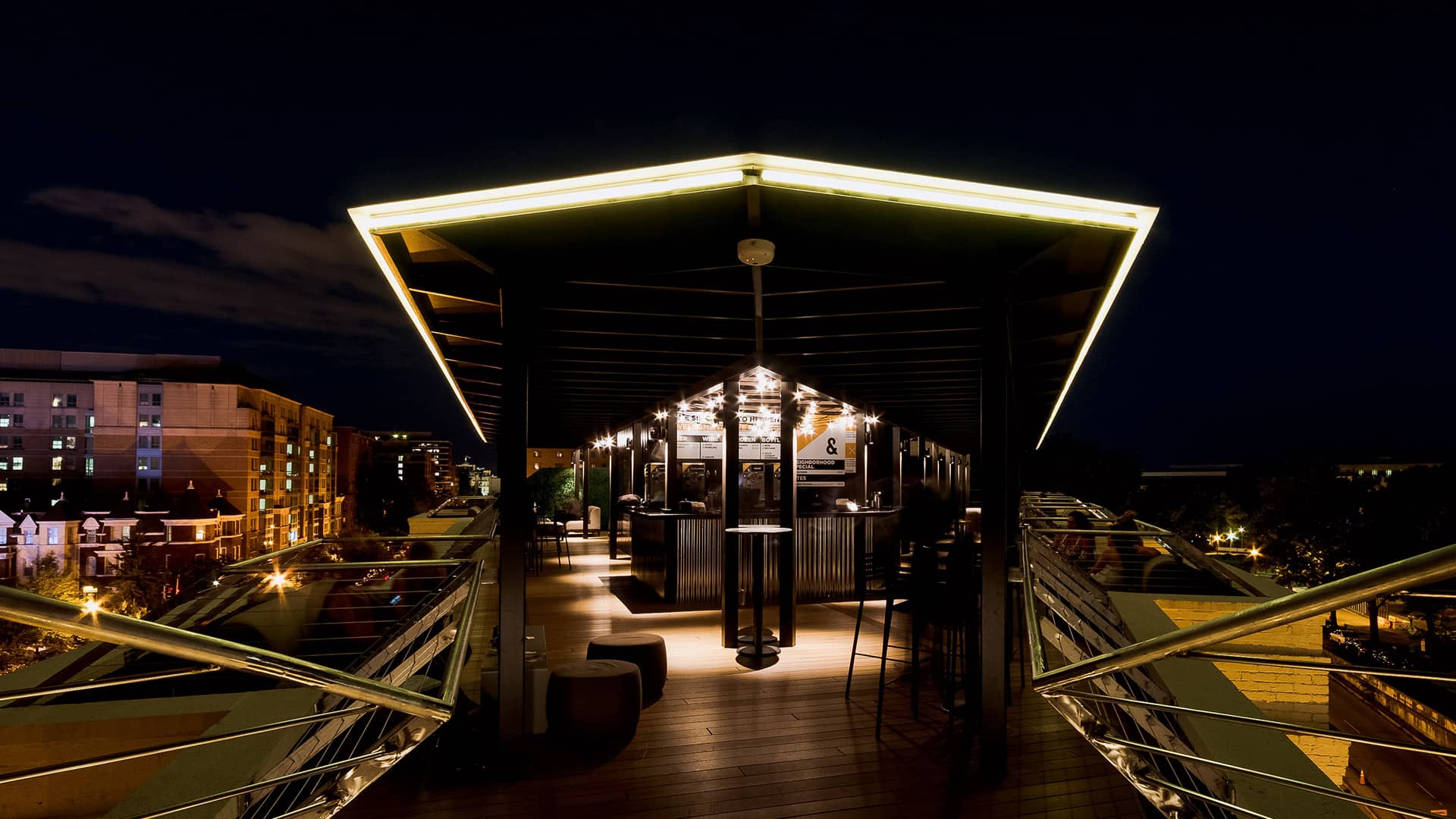 Hotel Hive Rooftop Bar