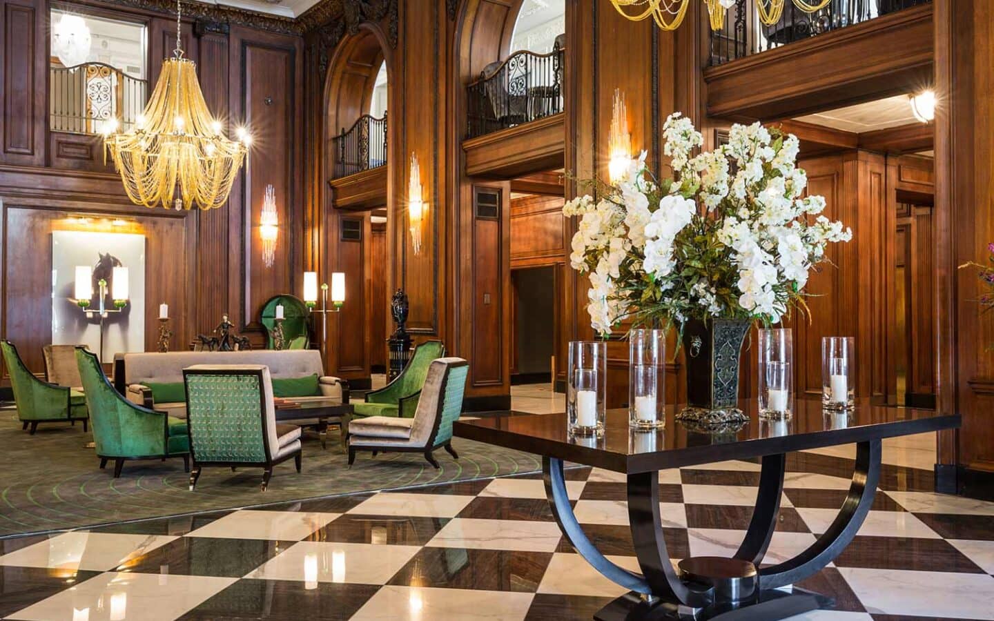 1920s Jazz-Era Ambiance