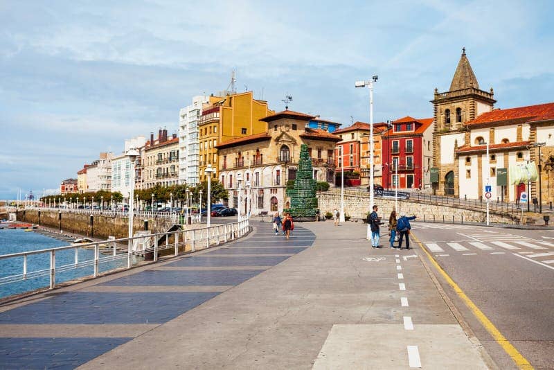 Marina Promenade