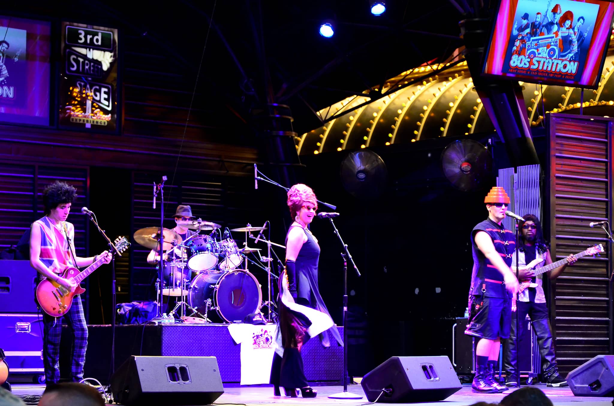 Live Music Stages