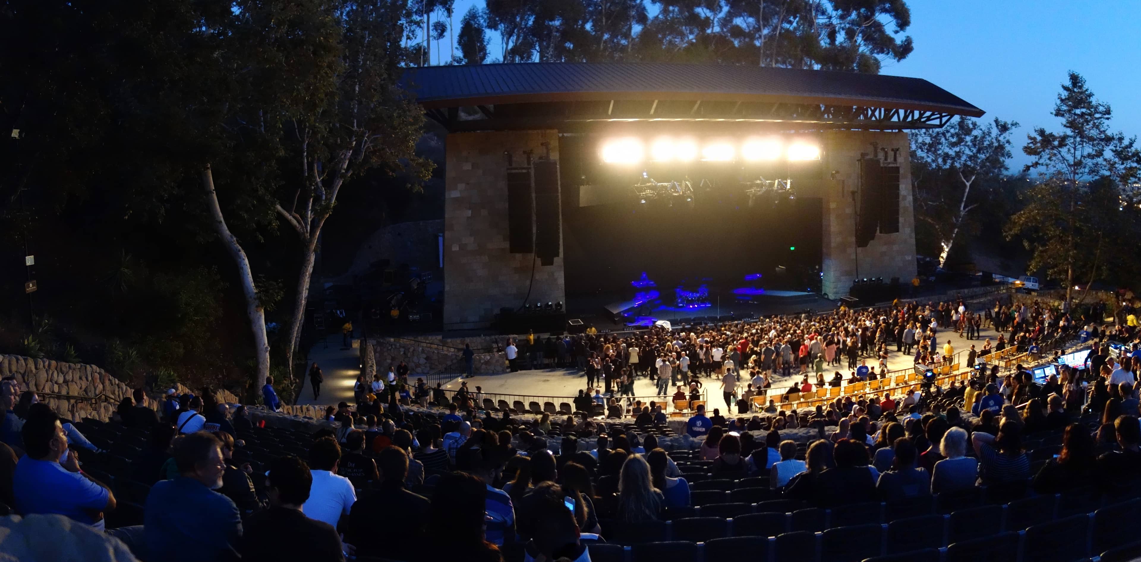 Intimate Concert Atmosphere