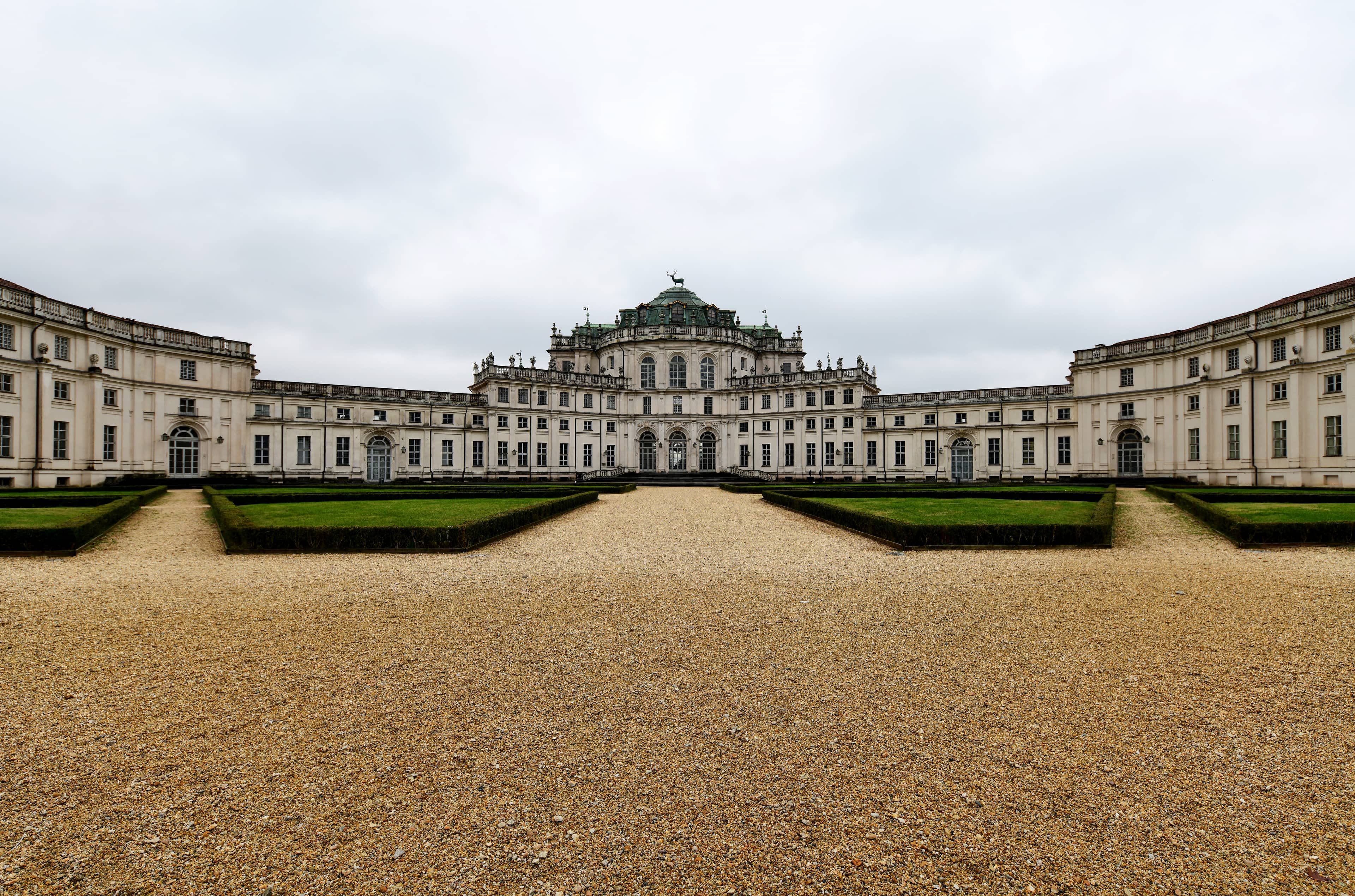 Exterior Grandeur